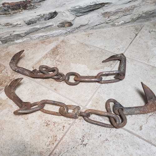 Vintage log dogs - log,