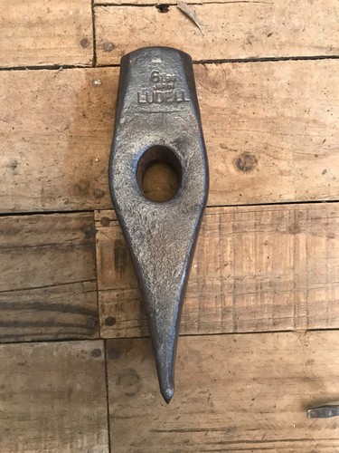 Old rusty maul log - rusty,